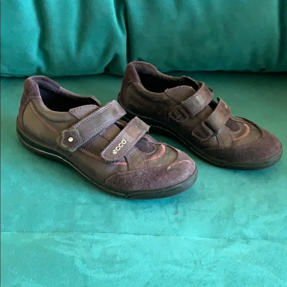 ECCO Girls Sneakers Mary Jane style sz 33